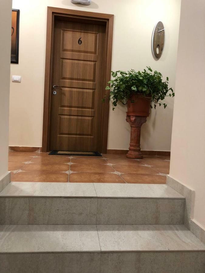 Apartment Family ウルツィニ エクステリア 写真